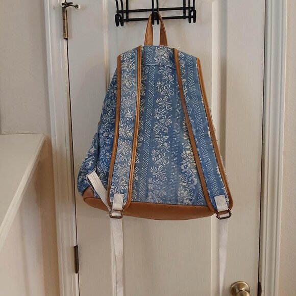 Blue Billabong Home Abroad Canvas Backpack Hibiscus design faux leather accents - Picture 3 of 7